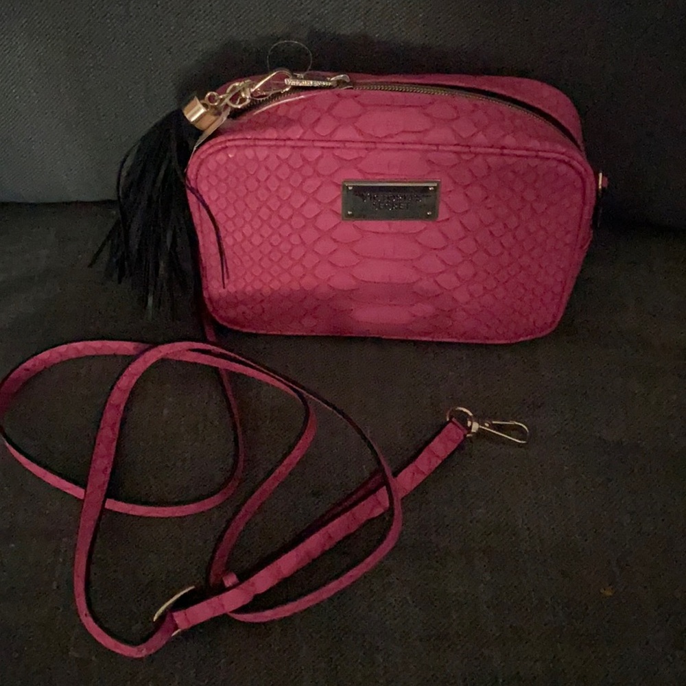 NWT Victoria’s Secret crossbody
